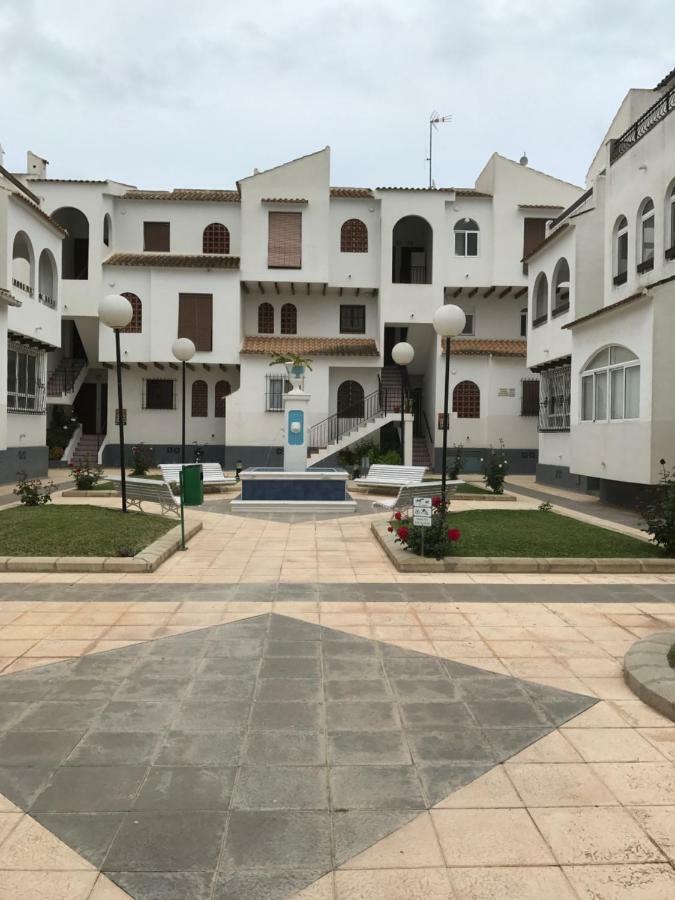 El Paraiso Torrevieja Esterno foto